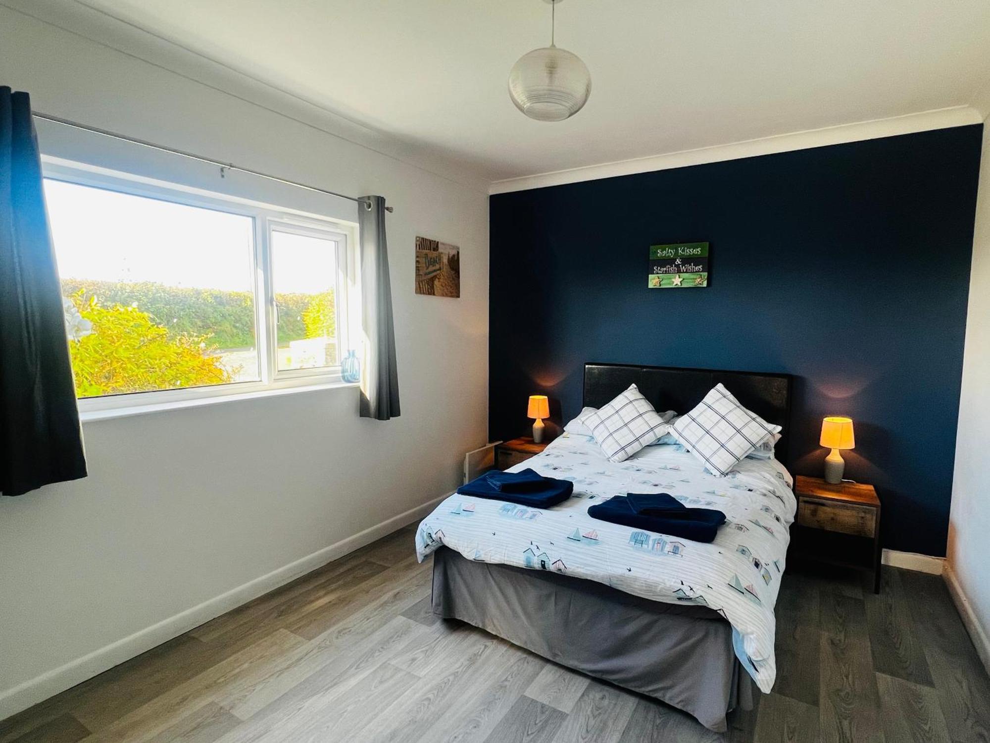 2 Bedroom Holiday Home In The Heart Of West Wales เซนต์เคลียร์ส ภายนอก รูปภาพ