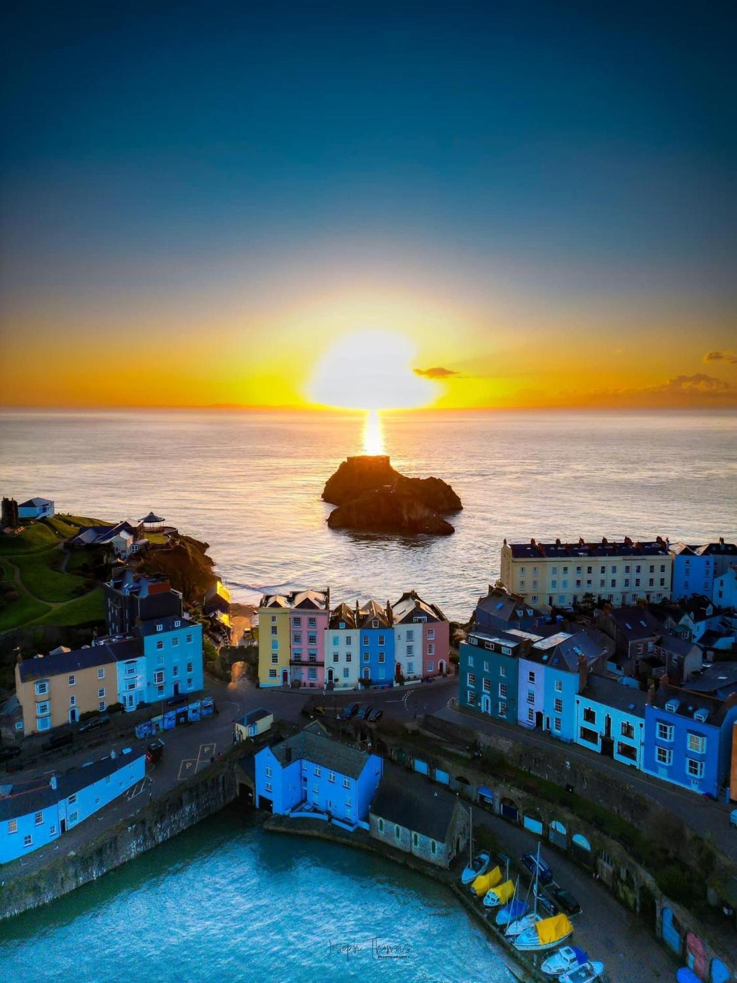 2 Bedroom Holiday Home In The Heart Of West Wales เซนต์เคลียร์ส ภายนอก รูปภาพ